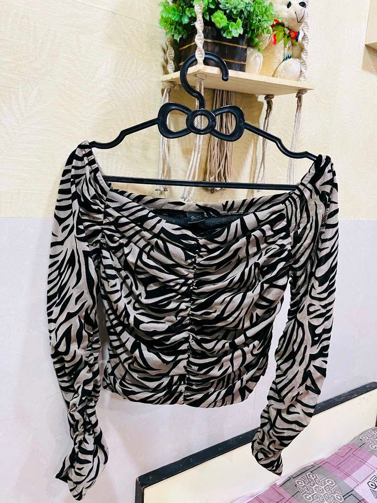 Women Crop Top
