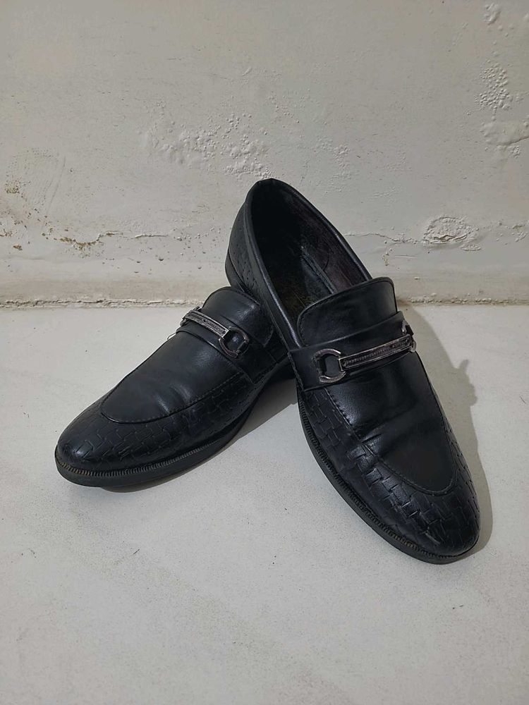 Stylish Black Loafers