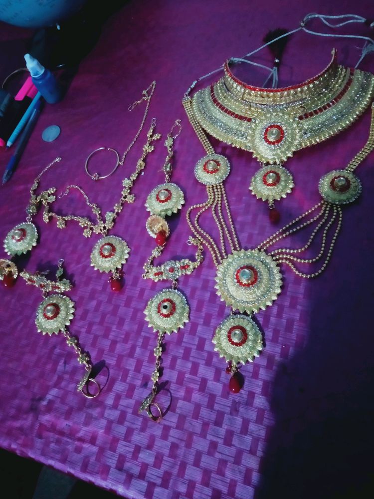 Bridal Jewellery Set (9 Items)