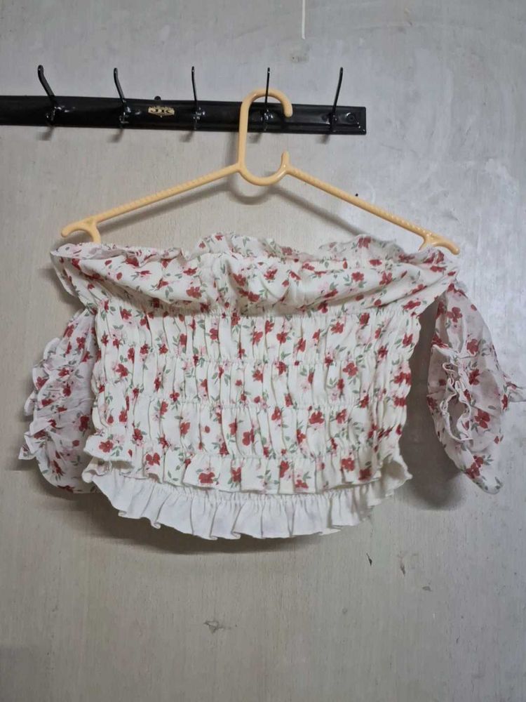 Floral Off-Shoulder Crop Top