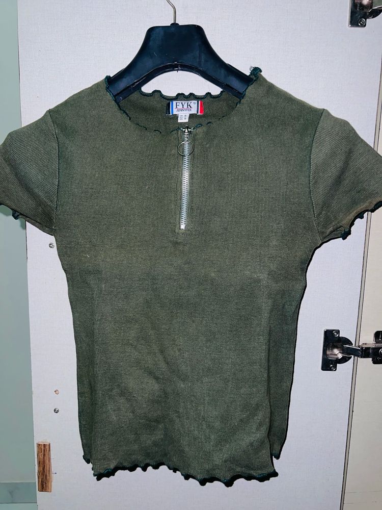 Green Ribbed Zipper Tee