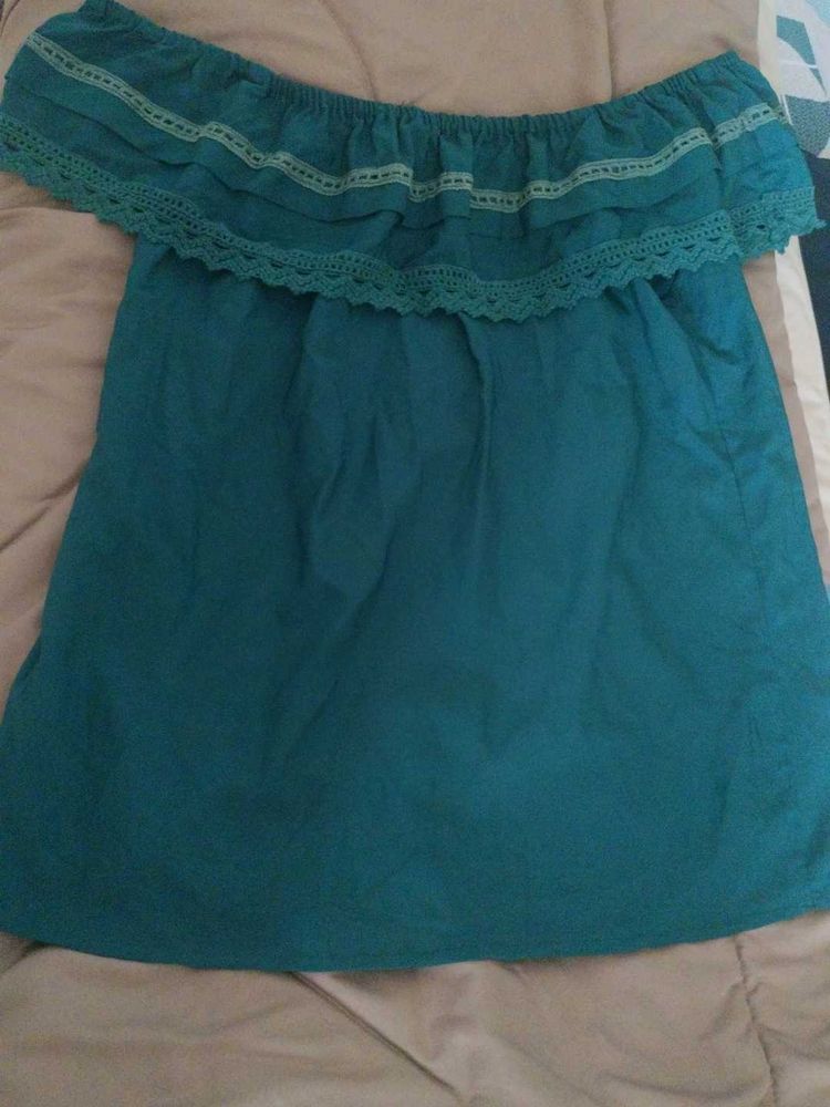 Cute Off-Shoulder Top