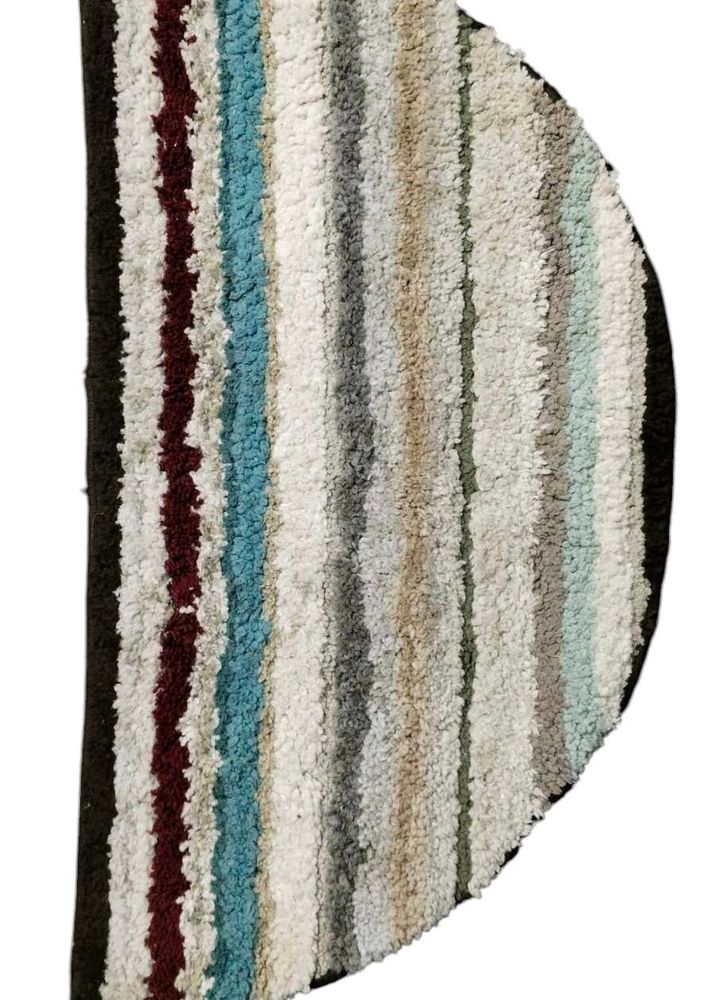 Premium Woolen Shaggy Half Moon Mat – Soft, Stylis