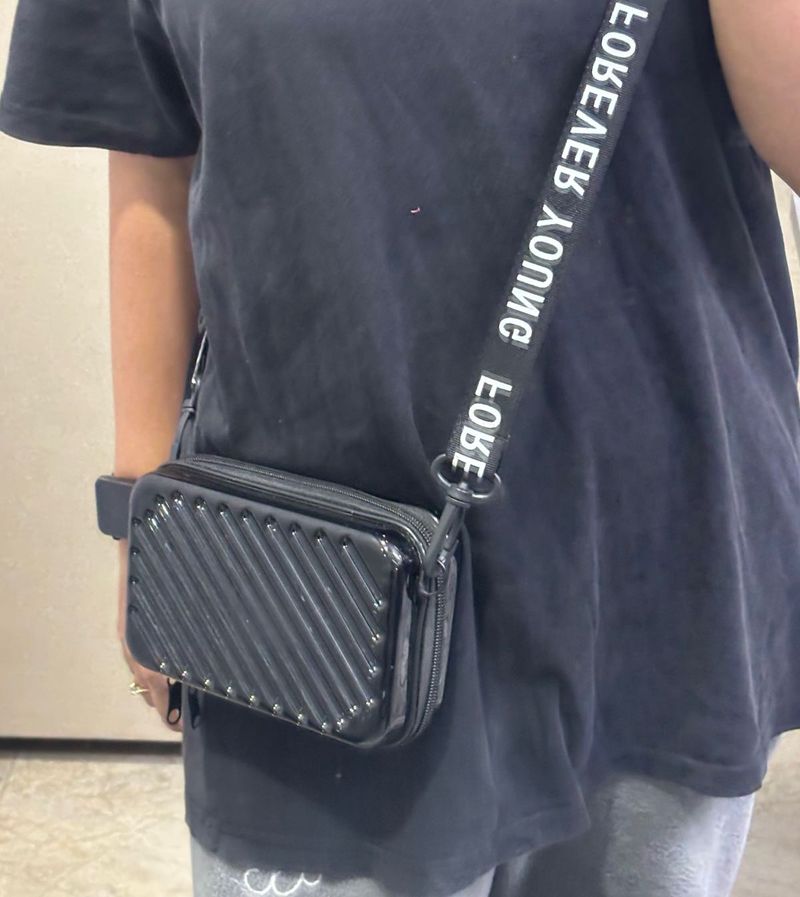 Chic Black Crossbody Bag