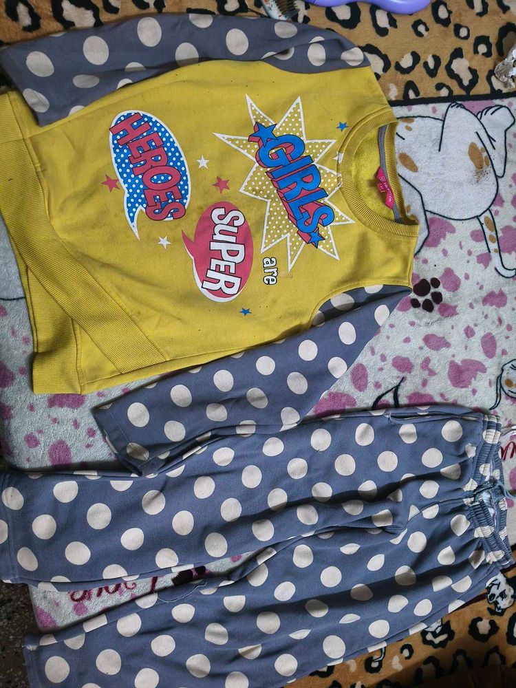 Girls' Fleece Sweatshirt cord set for 6-8 years