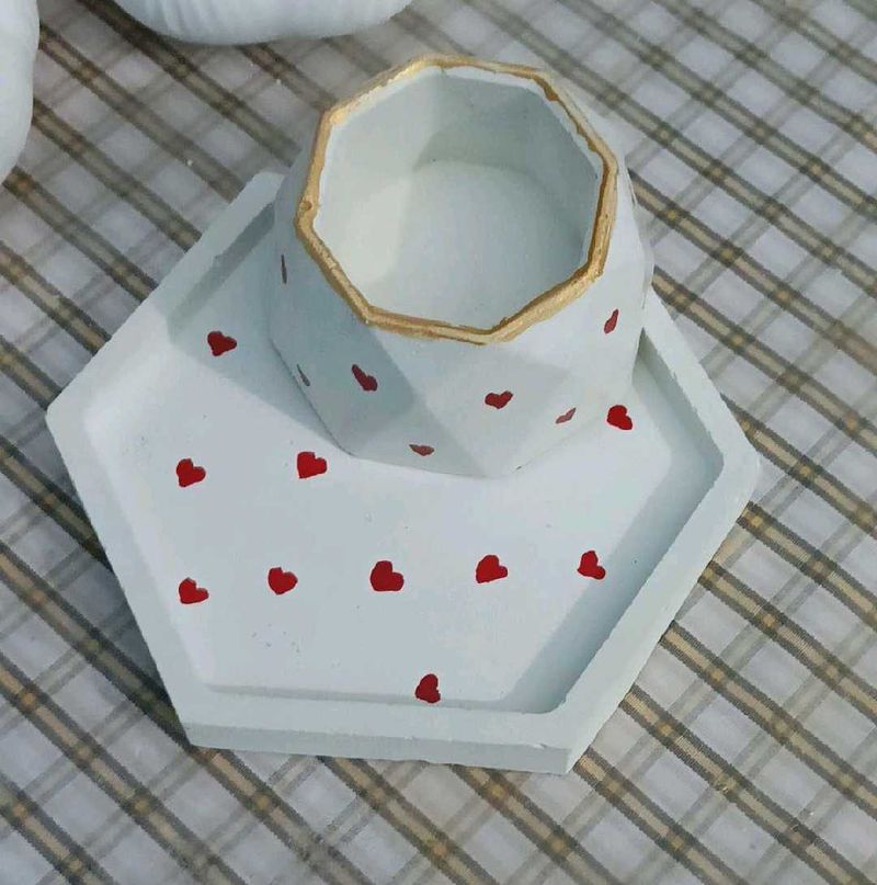 Heart Planter with Tray