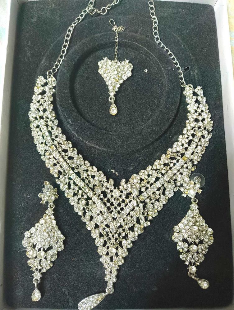 Silver Necklace Set