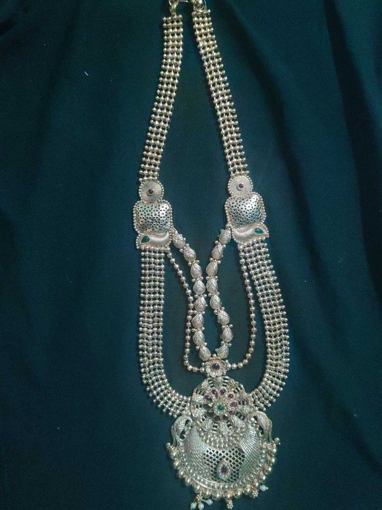 Silver Tone Necklace
