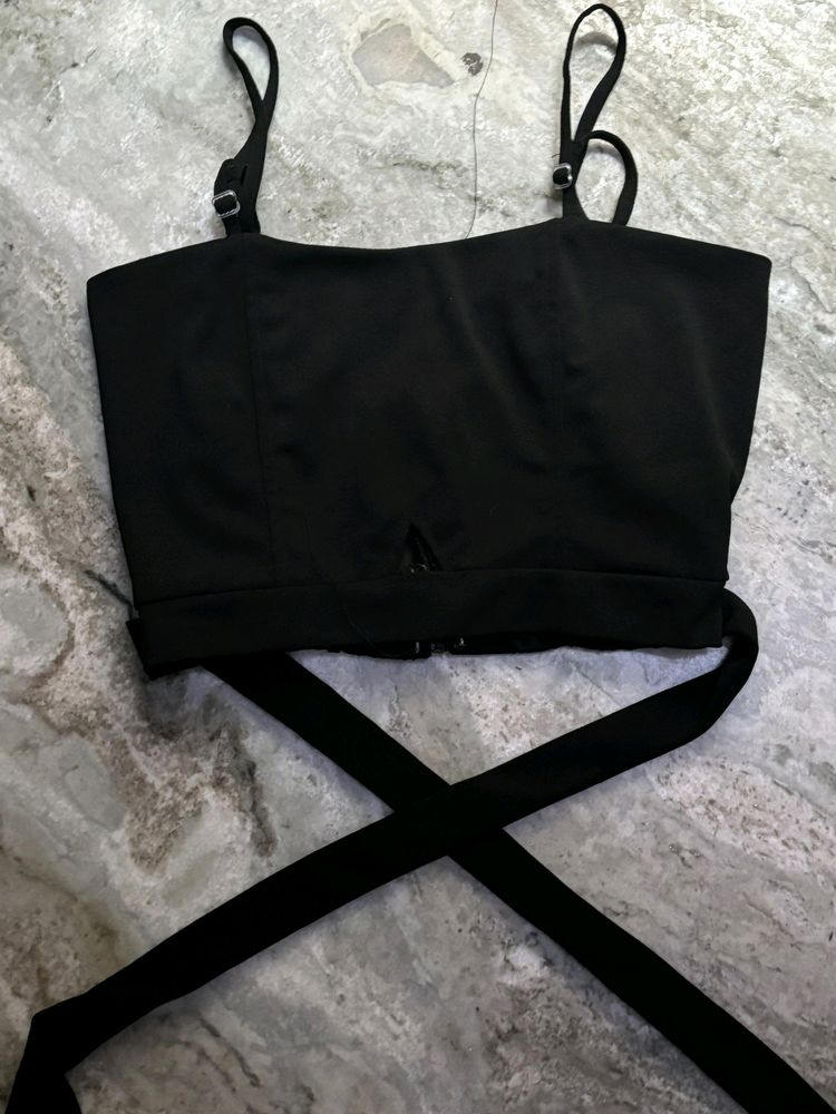 Black Crop Criss Cross Top