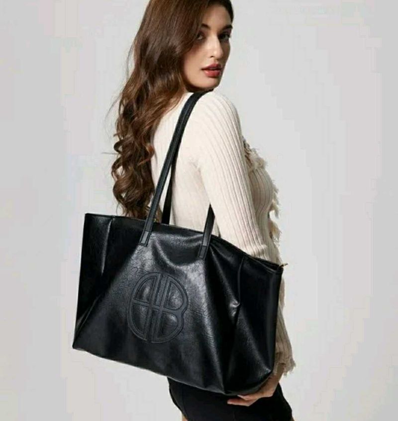 🖤Chic Black Tote Bag