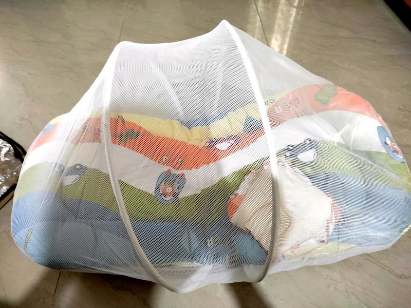New Unused Babyhug Baby BED With Net
