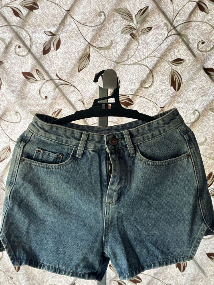 Urbanic New Shorts - Never Worn