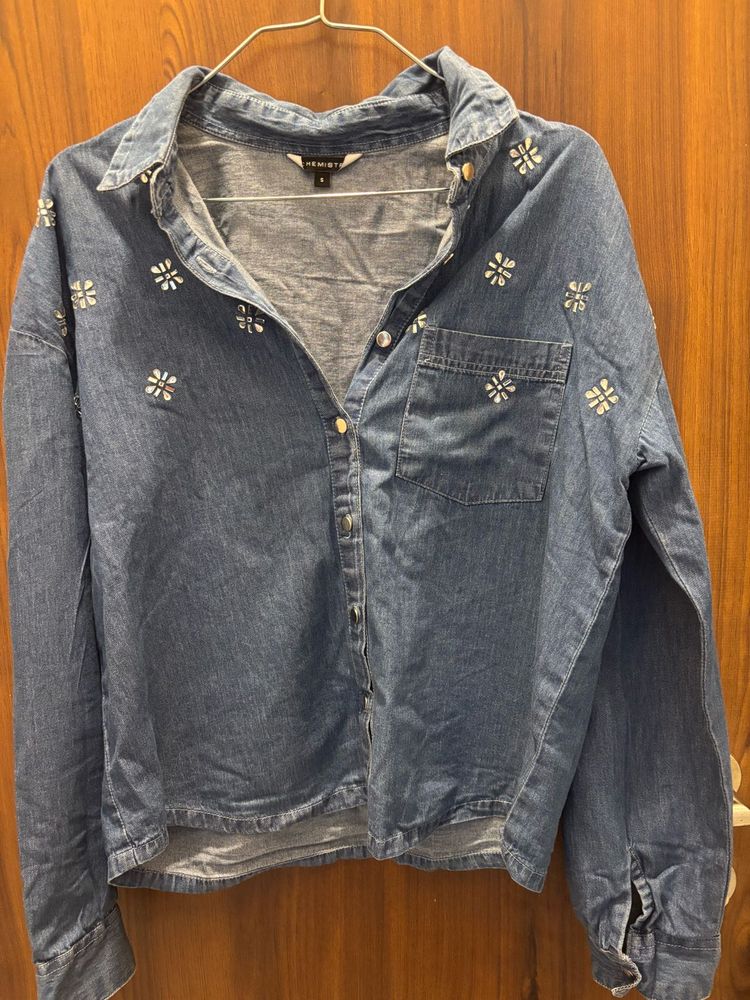 Cotton Top With Flower Sequin