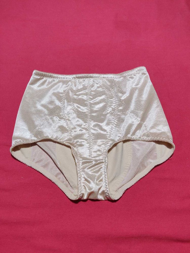 Woman High Waist Brief
