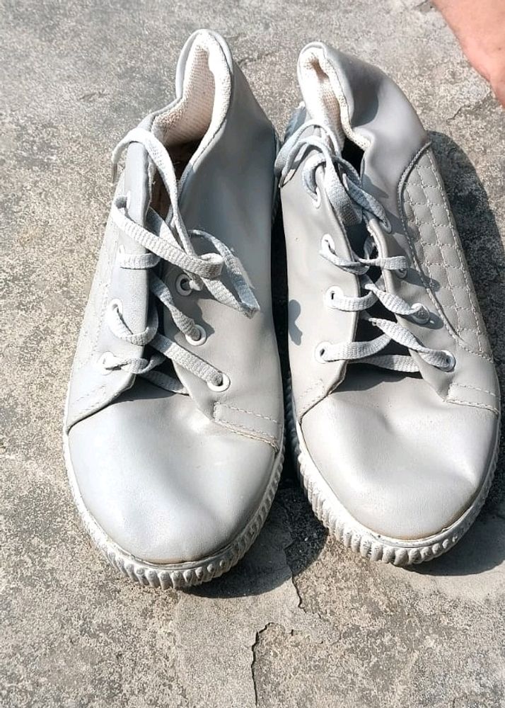 Ladies Shoes