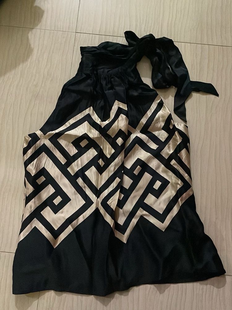 Black &amp; Gold Halter Top