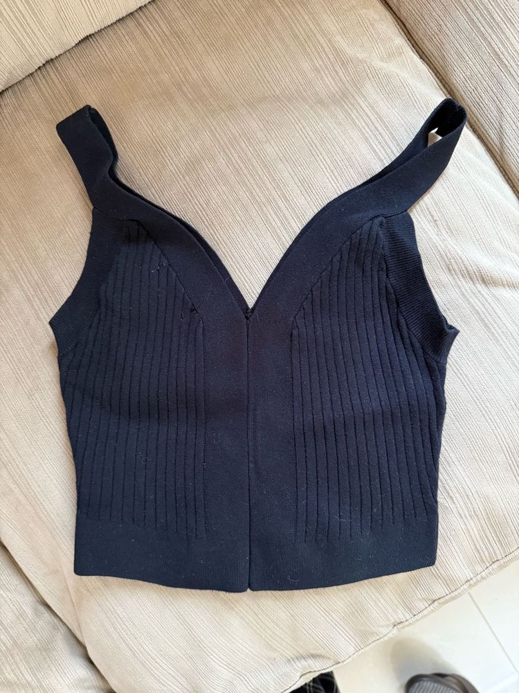 Black Classis Top