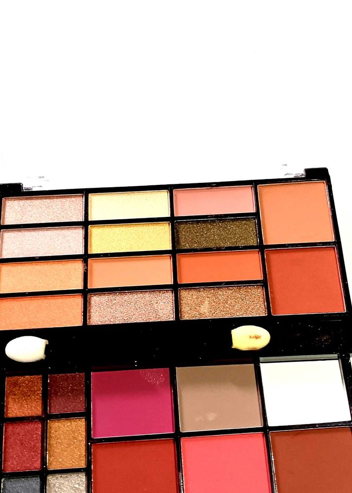 Eyeshadow Palette