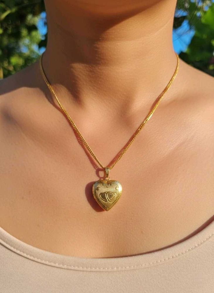 Heart Pendant Necklace