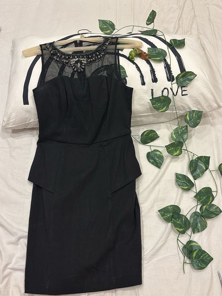Elegant Black Dress