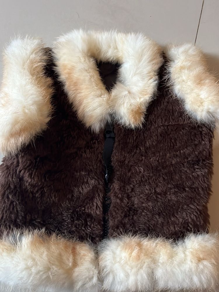 Beautiful Sleeveless Fur Coat For Kids