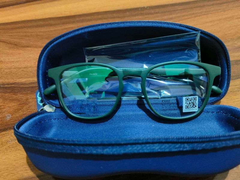 Military Green Full RimWayfarer Air Essentials