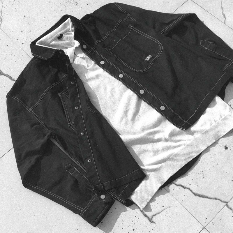 Stylish Denim Jacket &amp; Tee Set