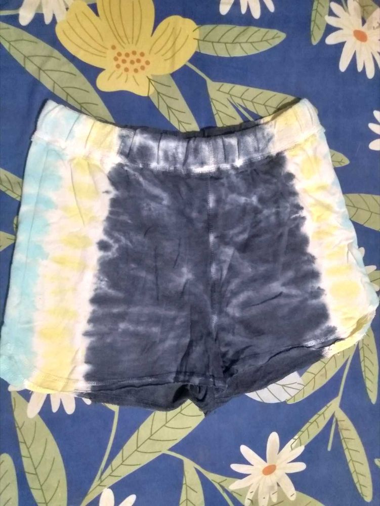 Women Short