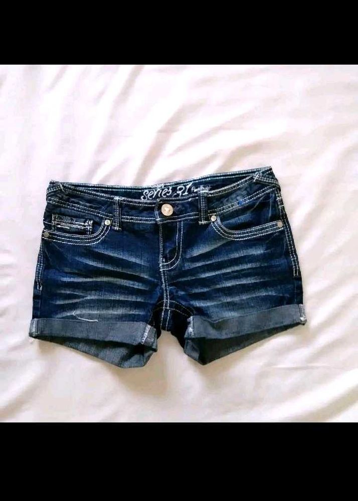 y2k very cute denim shorts