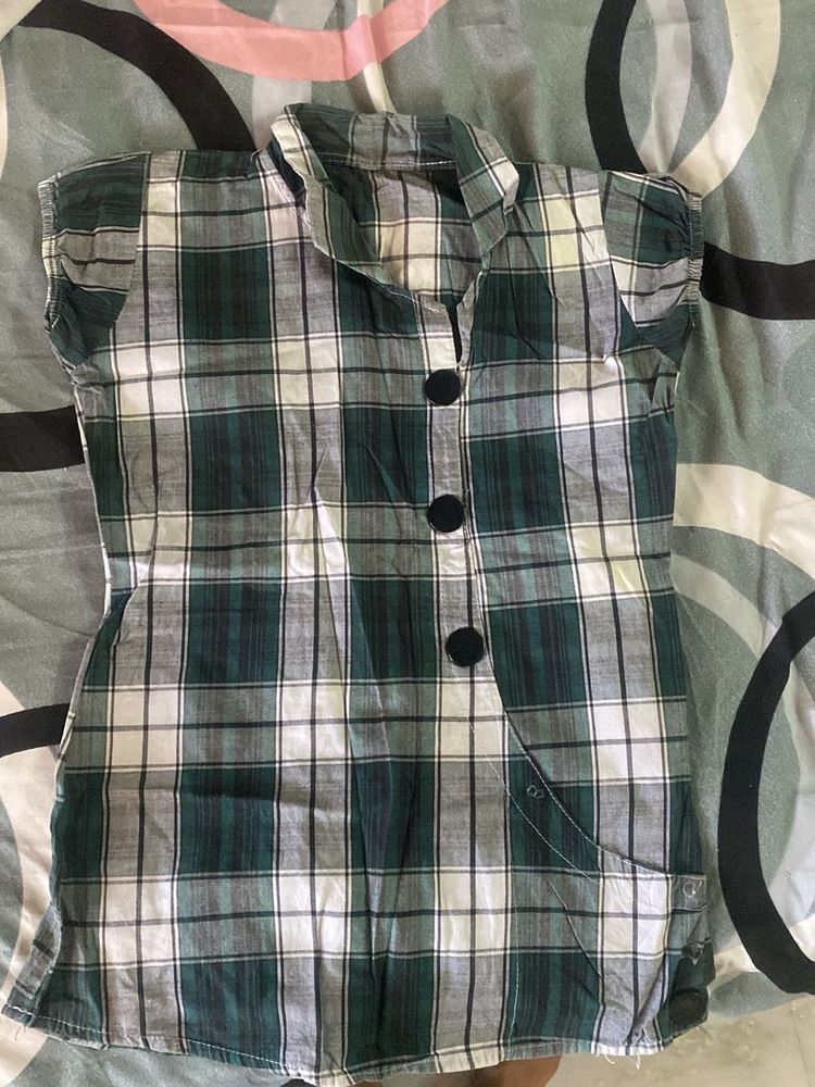 Black And Green Checked Tunic Top
