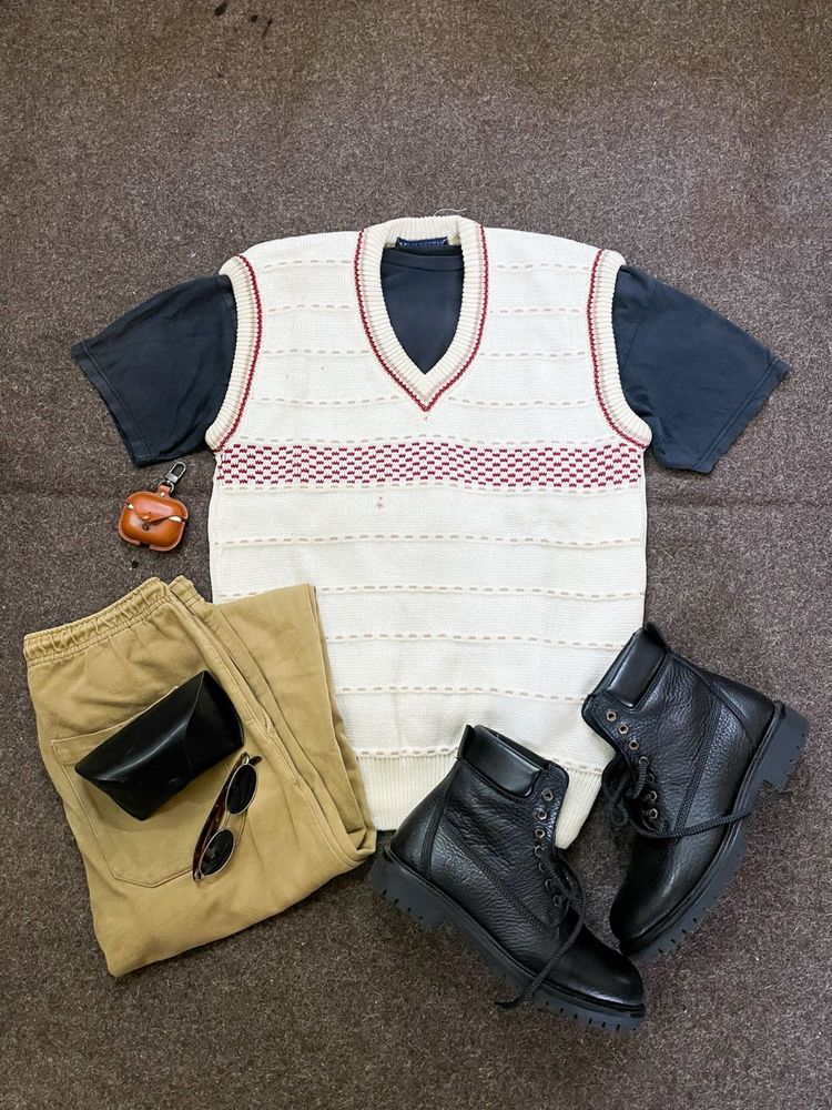 Knited Sweater Vest
