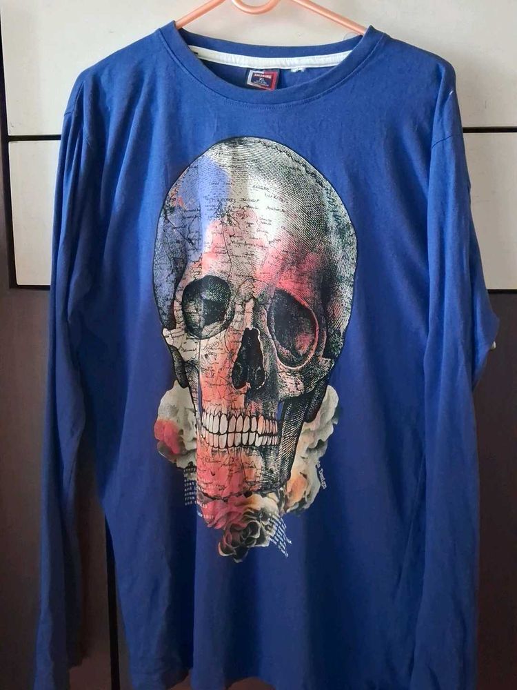 Graphic Tee Oversized Skull Print