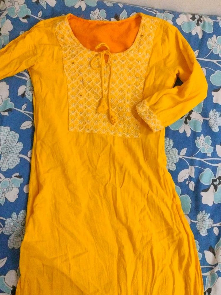 Haldi Kurti