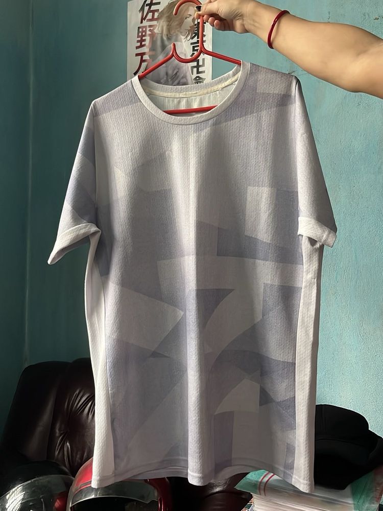 Geometric Print T-Shirt