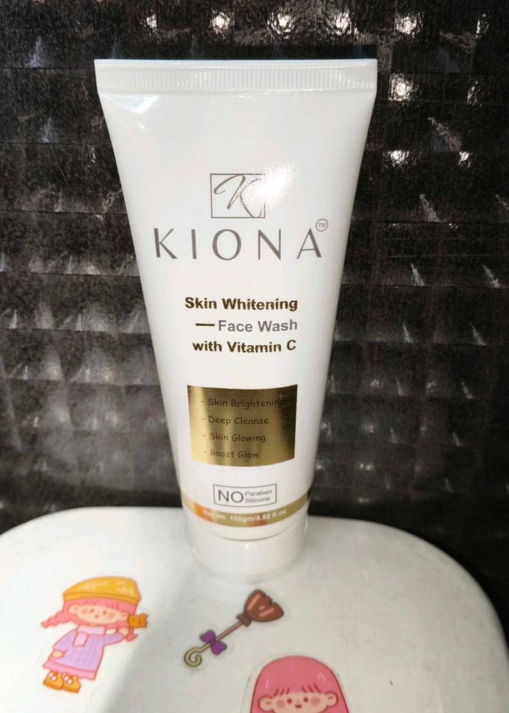 Kiona Skin Whitening Face Wash