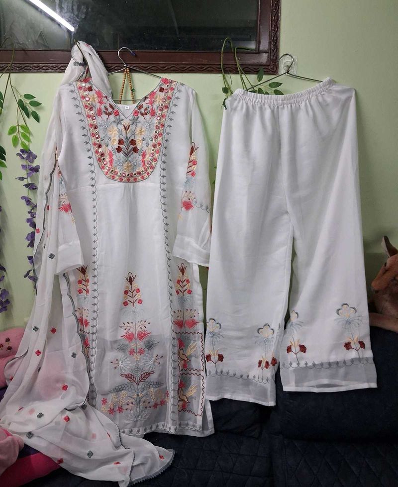 Elegant Embroidered Kurta Set