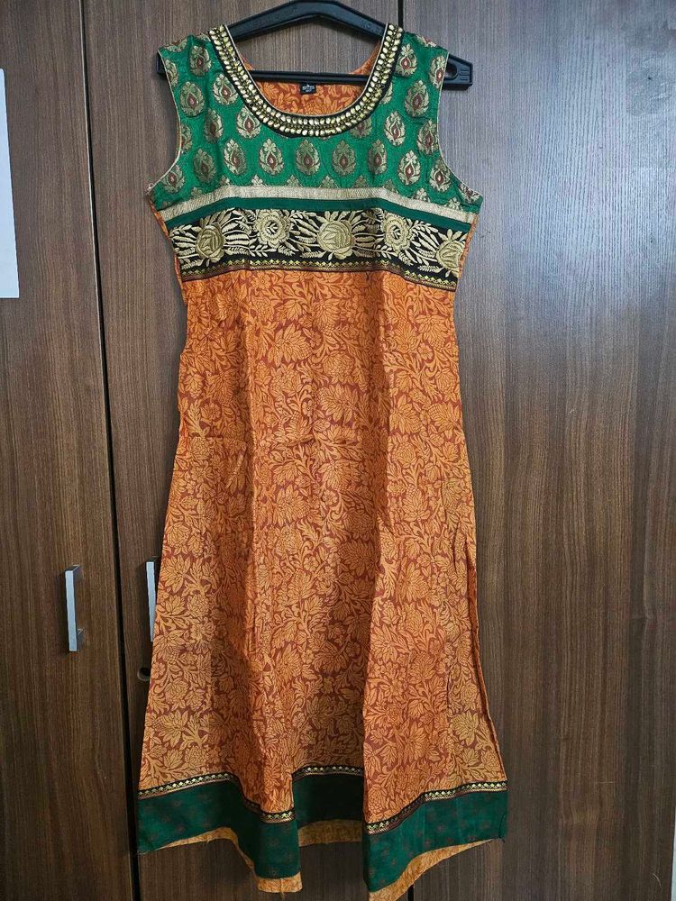 Sleeveless Anarkali