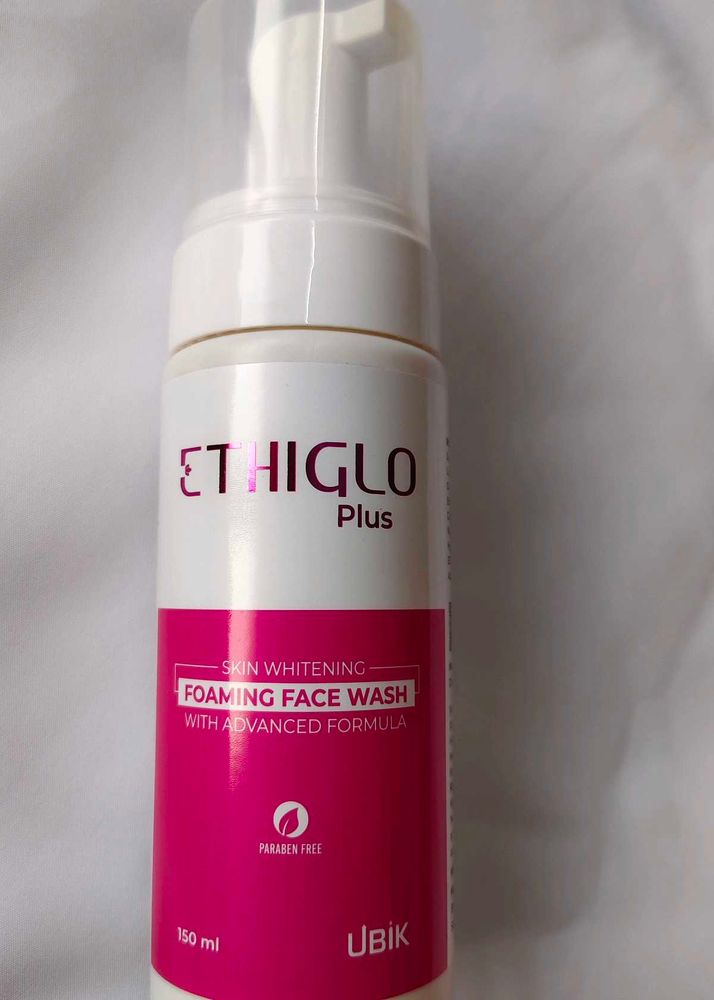Ethiglo Plus Foaming Face Wash