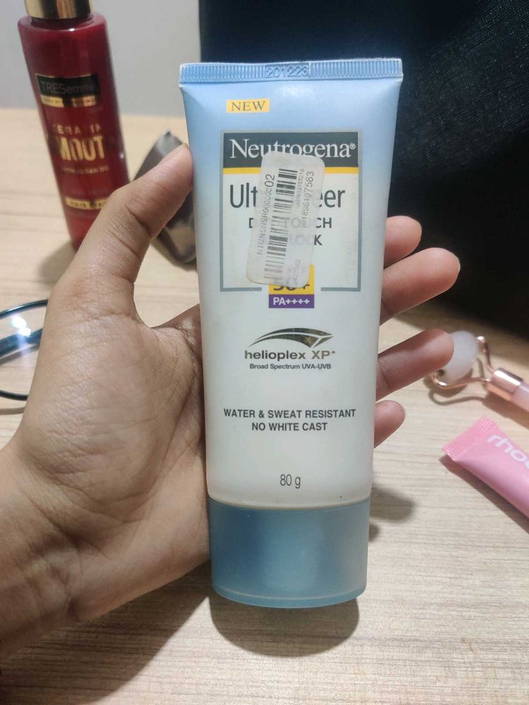 Neutrogena Ultra Sheer Sunblock SPF 50+ |