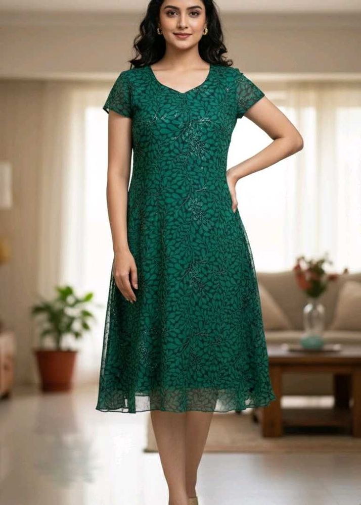 Elegant Green Midi Dress