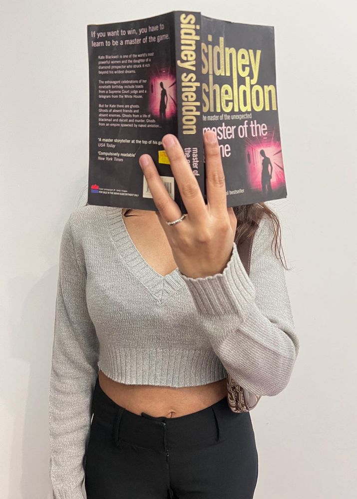 H&amp;M Grey Cropped Pullover