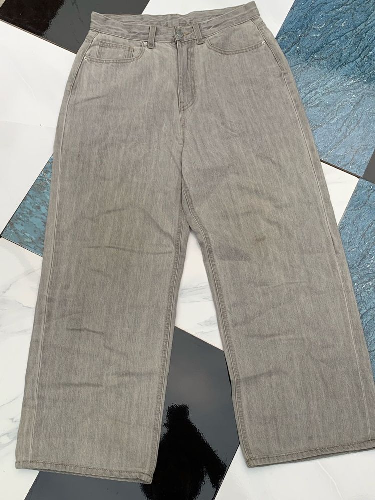 Baggy Pants
