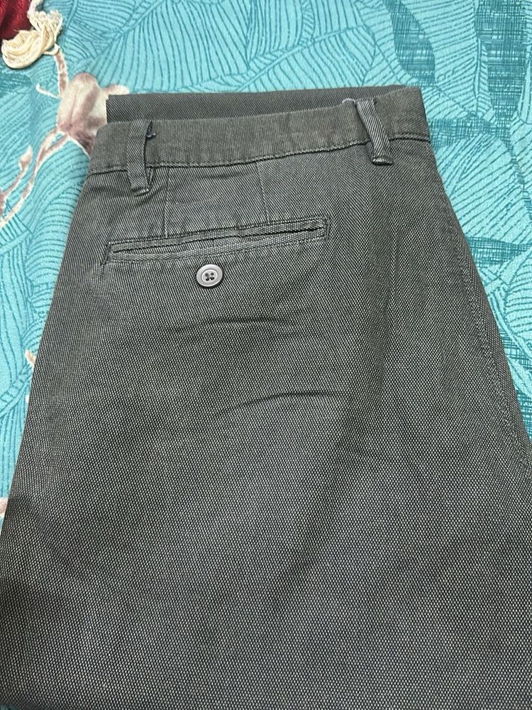 Men&#39;s Grey Pants