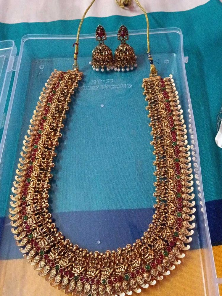 Antique Gold Necklace &amp; Earring Set