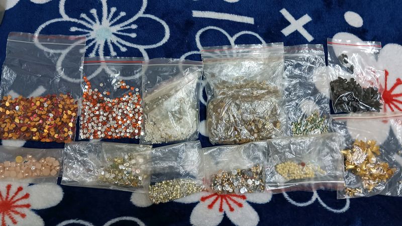 12 Designs Stone Kit For Art &amp; Craft