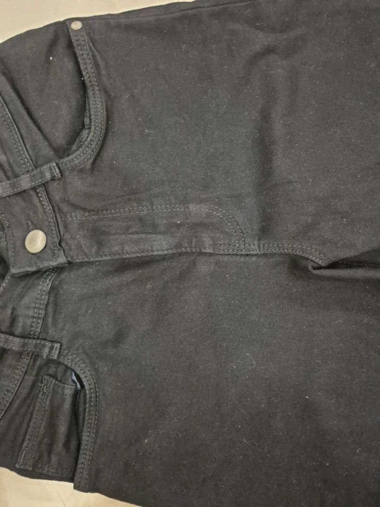 Black Jeans