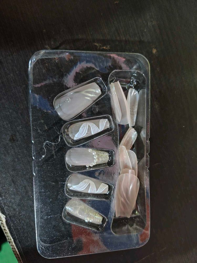 Press On Nails