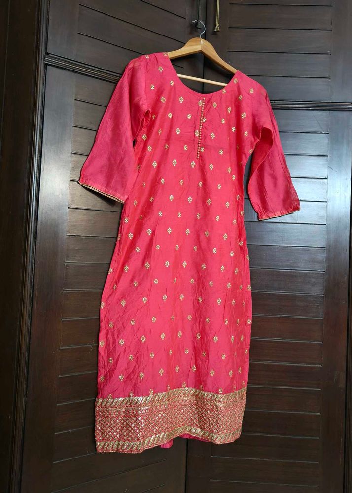 Women Festive Pink Zari Sequin Chanderi Silk Kurta