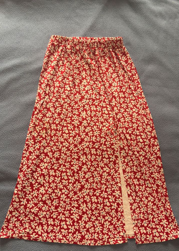 Crimson Bloom Slit Skirt