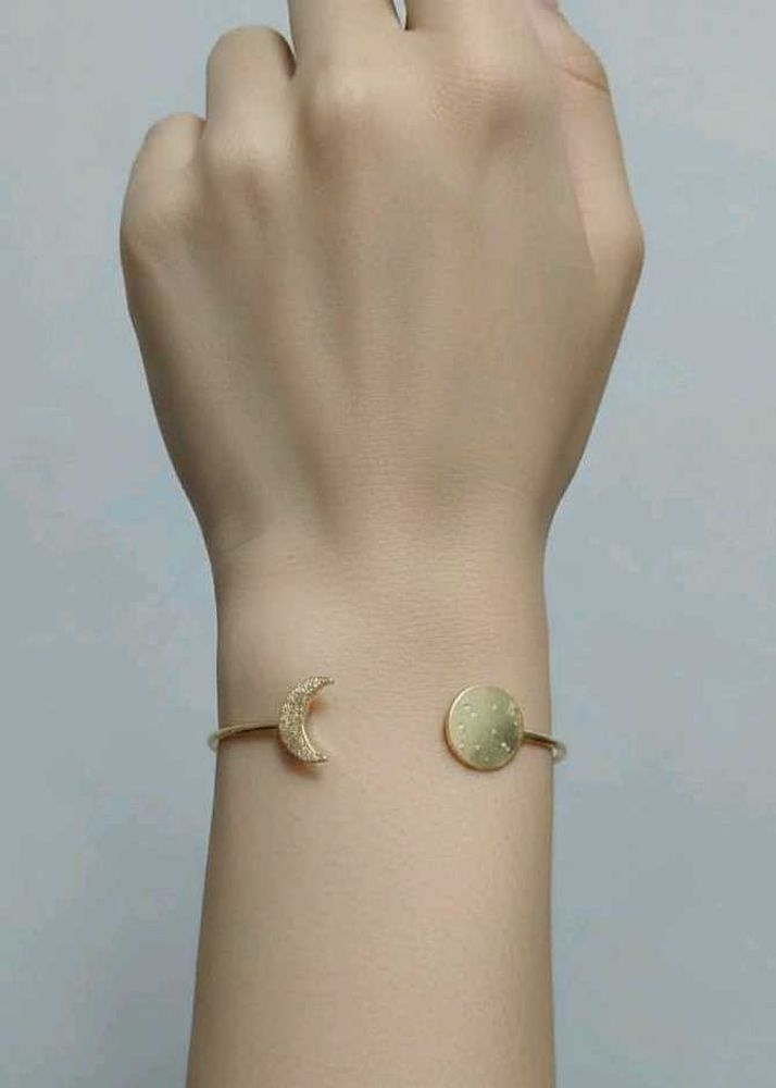 New never everMoon &amp; Star Bangle